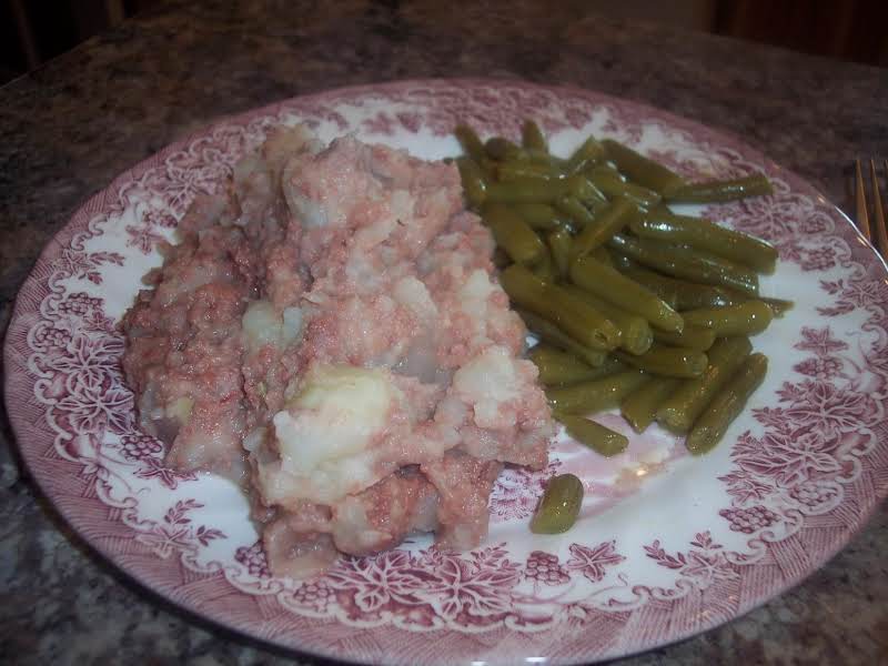 Easy Weeknight Corned Beef Hash