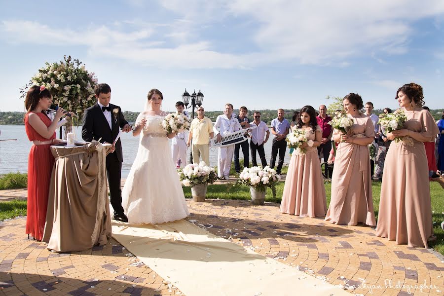 Düğün fotoğrafçısı Kristina Saakyan (kristinasaakyan). 27 Ekim 2014 fotoları