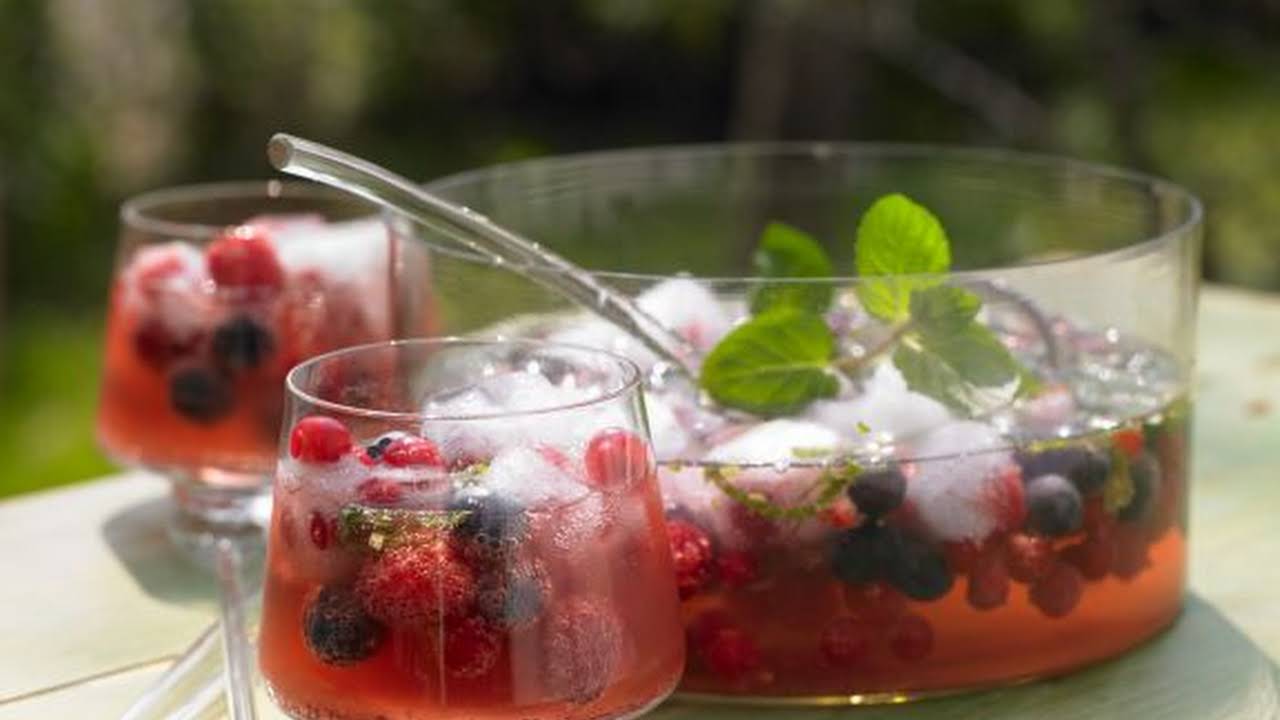 10 Best Berry Punch Vodka Recipes | Yummly