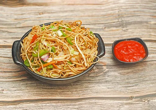 Veg Hakka Noodles