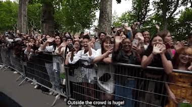 The Owner Of CELINE, Bernard Arnault, Responds To The Giant Crowd