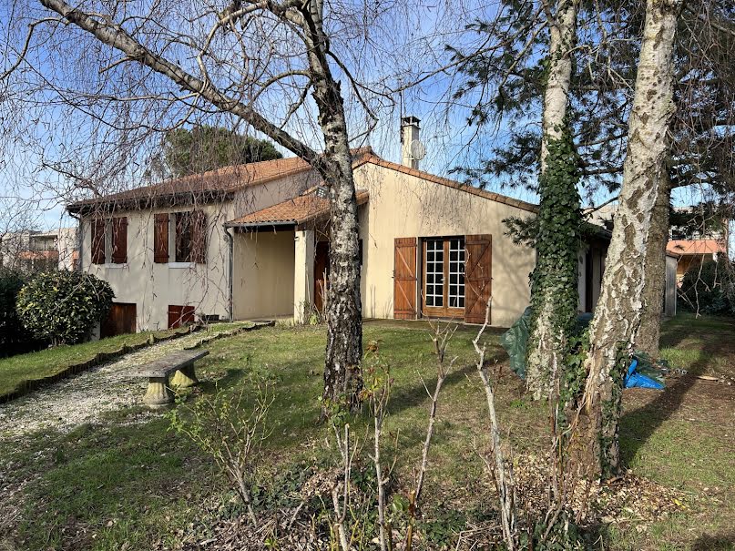 Vente maison 7 pièces 128 m² à Poitiers (86000), 262 000 €