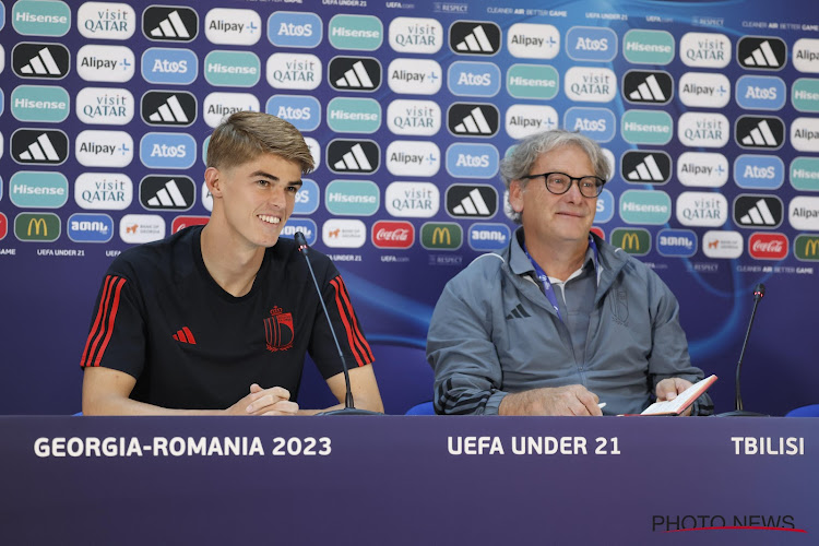 Charles De Ketelaere op erg bizarre wijze in bescherming genomen door Jacky Mathijssen op persconferentie