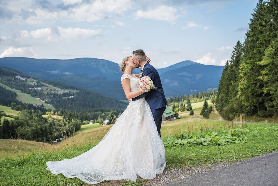 Kāzu fotogrāfs Věra Cejnarová (cejnarovafoto). Fotogrāfija: 21. februāris 2019