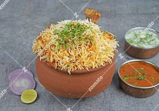 Pot Chicken Biryani