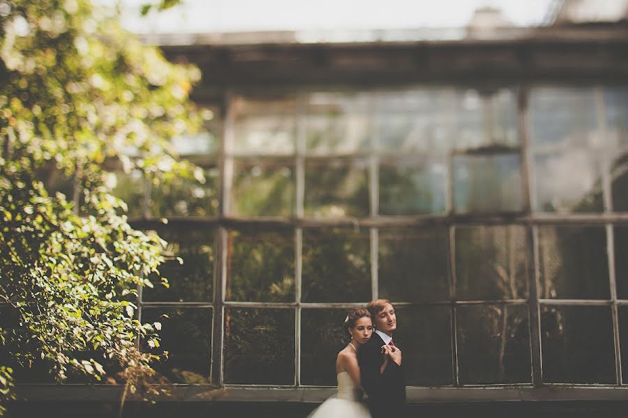 Fotografo di matrimoni Evgeniya Batysheva (b-bee). Foto del 2 settembre 2013