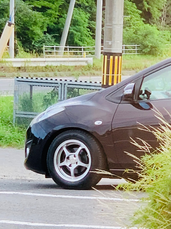 デミオのﾃﾞﾐﾃﾞﾐﾃﾞﾐﾃﾞﾐ・ﾃﾞｰﾐﾃﾞﾐ♪・新しい充電器・今日も明日も明後日も仕事🙄・お盆休みとはなんぞやに関するカスタム事例の投稿画像8枚目
