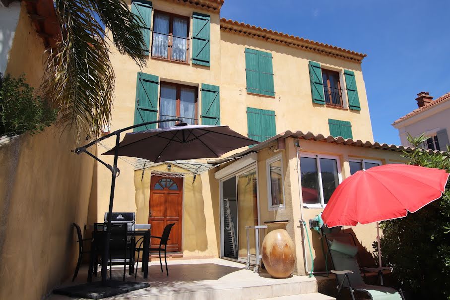 Vente maison 5 pièces 157 m² à Toulon (83000), 745 000 €