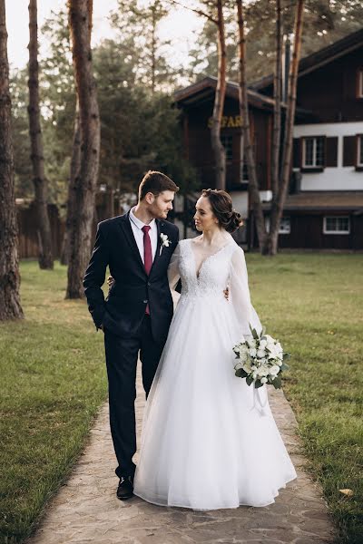 Wedding photographer Vitalik Nosenko (vitalroach). Photo of 14 December 2020