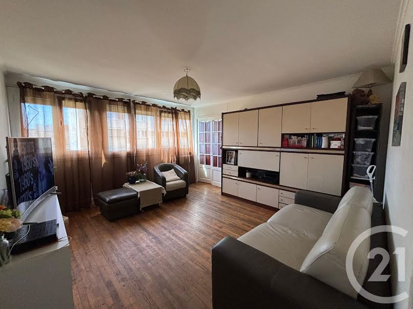 Vente appartement 4 pièces 67.35 m² à Montreuil (93100), 260 000 €