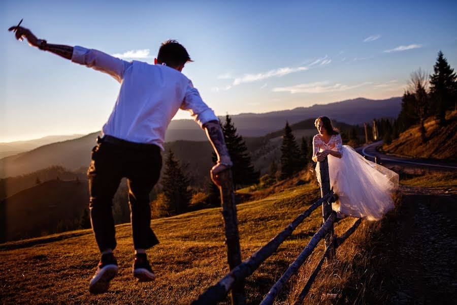 Wedding photographer Marius Barbulescu (mariusbarbulescu). Photo of 16 March 2015