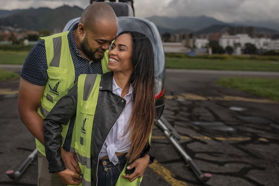 Wedding photographer Alejandro Usma (alejousma). Photo of 23 October 2019