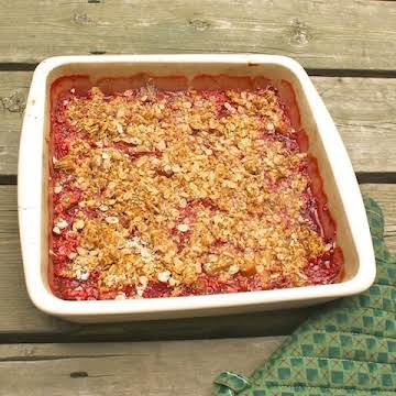 Strawberry Rhubarb Crisp | The Recipe ReDux