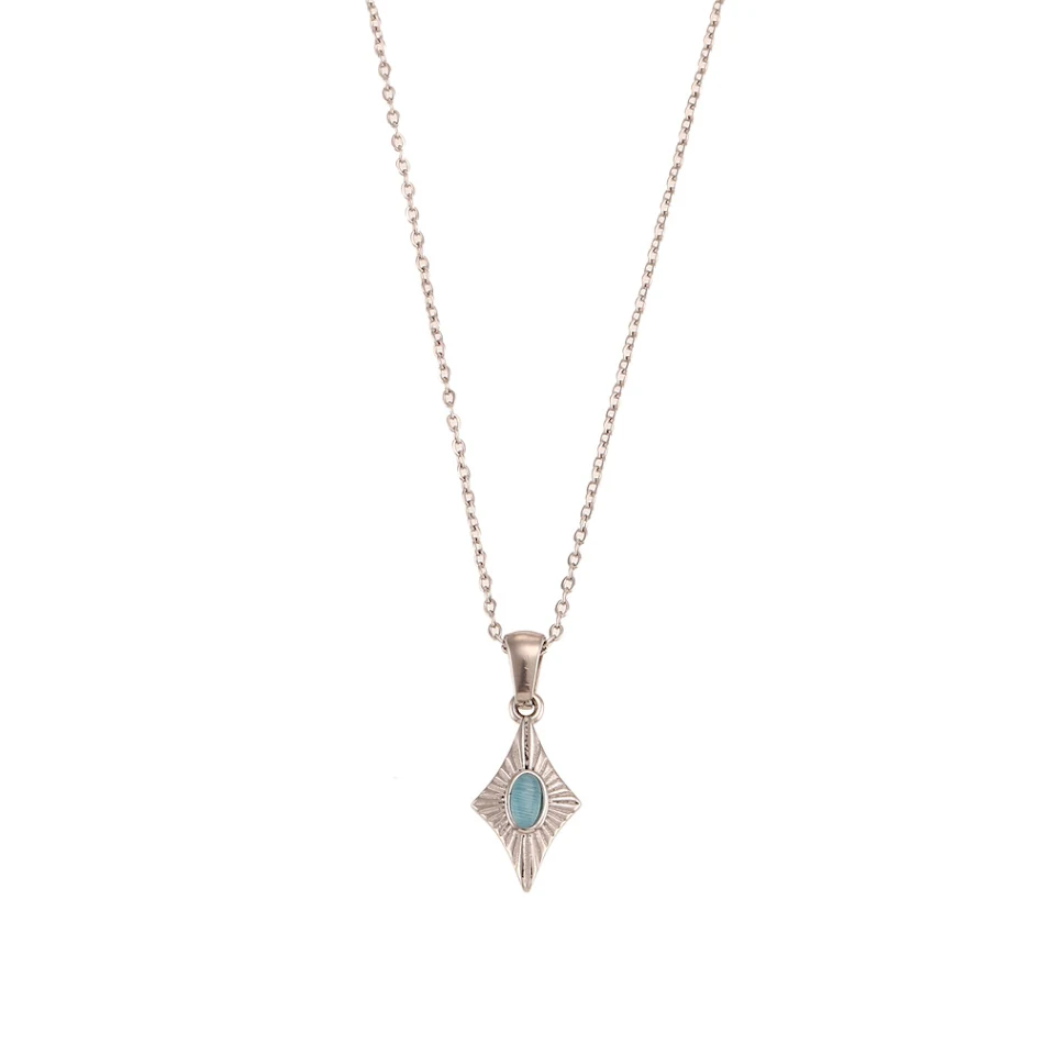 Collier élégant, simple et polyvalent, chaîne de pull avec pendentif en opale artificielle en forme de cœur à quatre coins.