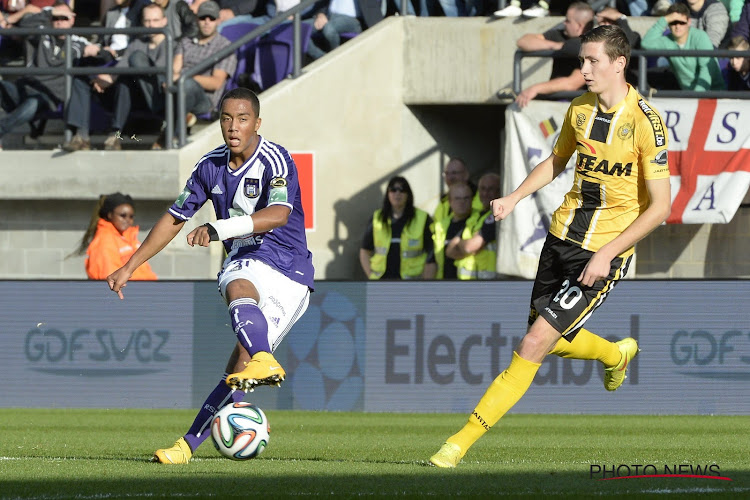 Aad de Mos vergelijkt het Anderlecht dat drie keer kampioen speelde met dat van Club: "Natuurlijk is Vanaken beter dan Tielemans"