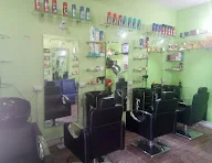 Lucky Gants Beauty Parlour photo 3