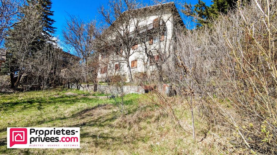 Vente maison 20 pièces 600 m² à Briançon (05100), 795 000 €