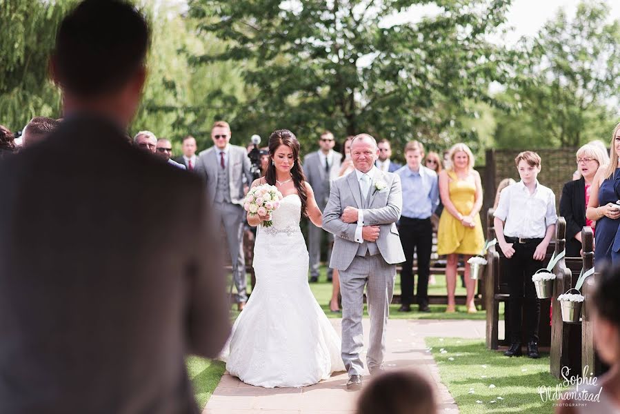 Wedding photographer Sophie Oldhamstead (sophieweddphoto). Photo of 2 July 2019