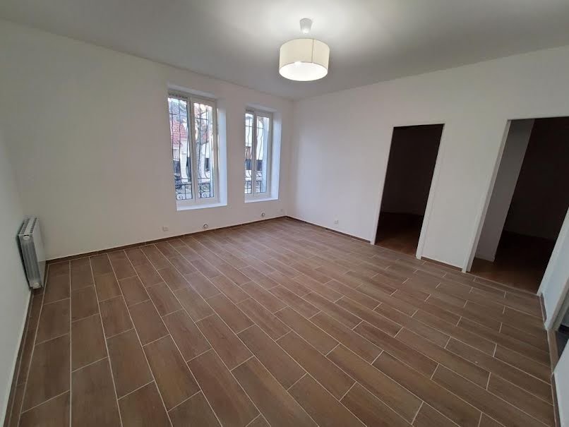 Location  appartement 3 pièces 51 m² à Les Pavillons-sous-Bois (93320), 1 100 €