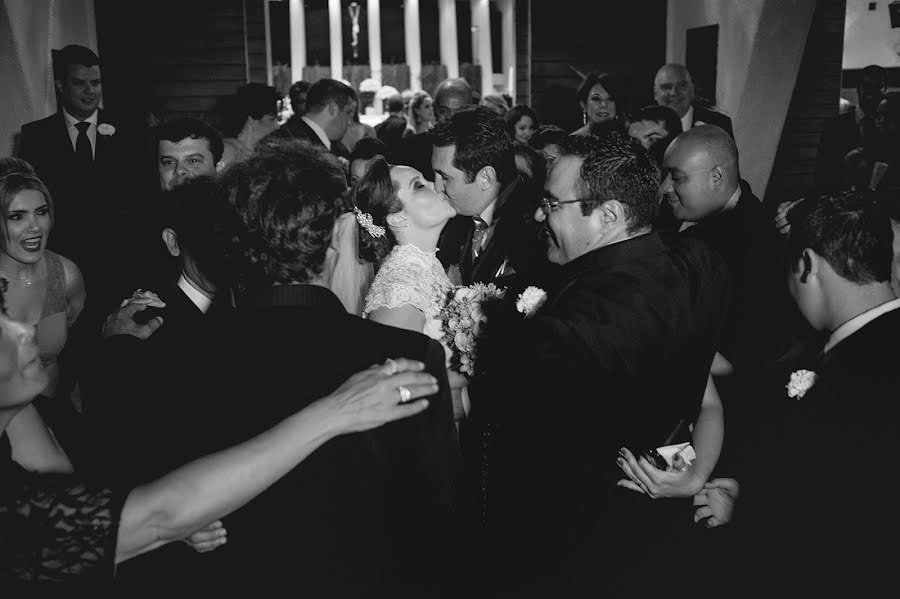 Wedding photographer Guilherme Santos (guilhermesantos). Photo of 28 August 2015