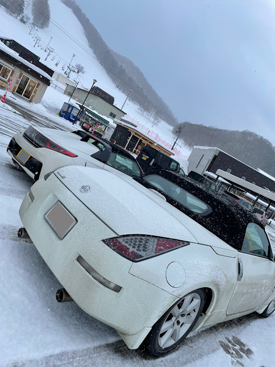 フェアレディZの遠軽道の駅・極寒洗車・雪溶けてきたないに関するカスタム事例の投稿画像1枚目