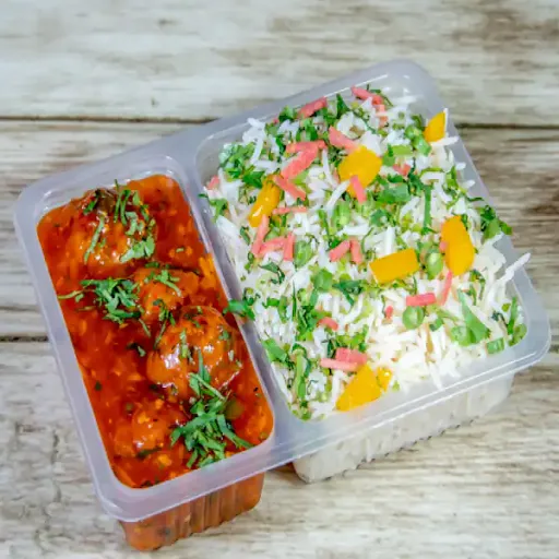 Veg Fried Rice+ Veg Manchurian Gravy