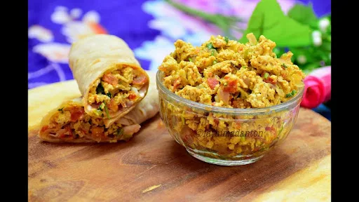 Egg Bhurji Roll