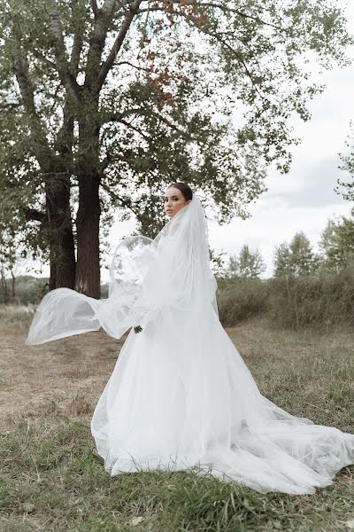 Fotógrafo de casamento Elvira Khyzyrova (elvirakhyzyrova). Foto de 31 de maio 2023