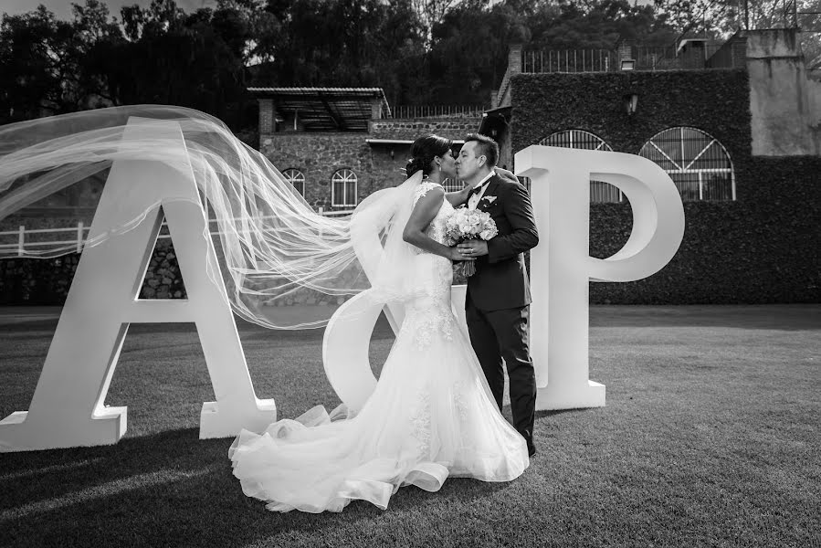 Fotógrafo de casamento Gerardo Gutierrez (gutierrezmendoza). Foto de 2 de outubro 2017