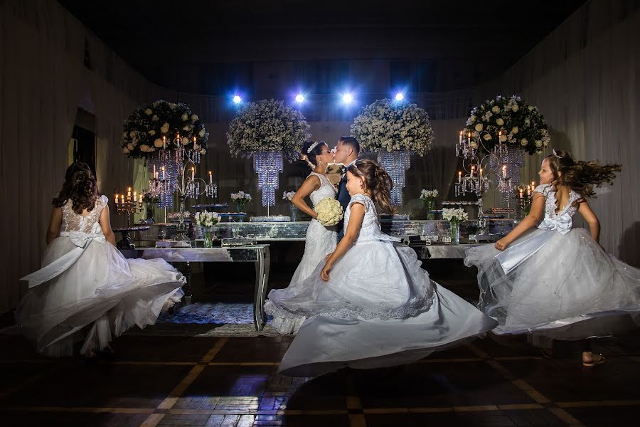 Fotógrafo de casamento Giu Morais (giumorais). Foto de 10 de março 2020