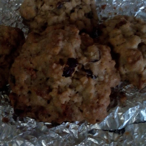 From Instagram: Cinnamon Craisen Oatmeal cookies.. Sooo good! http://instagram.com/p/htuaRIsXUe/