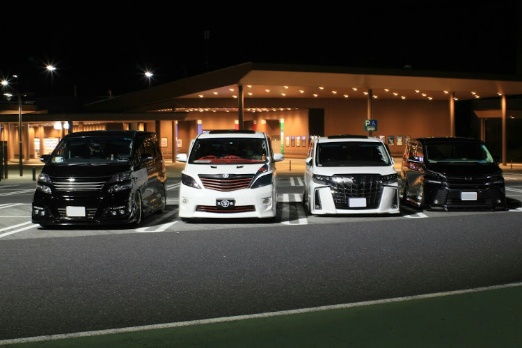 アルファードのオフ会・関《輩》東会❤・東《輩》海会❤に関するカスタム事例の投稿画像8枚目