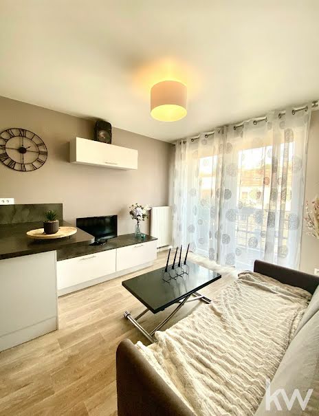 Vente appartement 2 pièces 39 m² à Corbeil-Essonnes (91100), 139 000 €