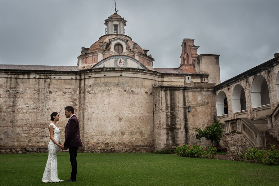 Jurufoto perkahwinan Christian Barrantes (barrantes). Foto pada 12 April 2016