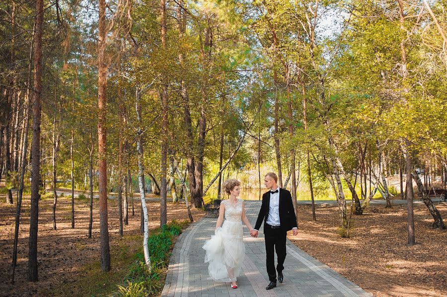 Wedding photographer Aleksey Galutva (galex2010). Photo of 14 February 2015