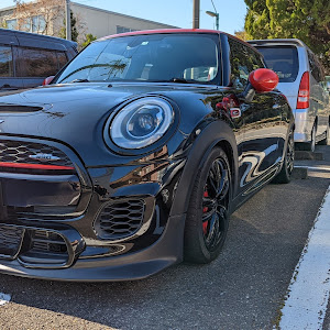 ミニ ハッチバック JCW