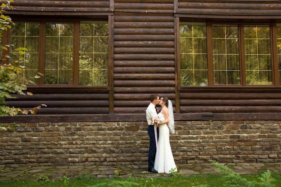 Wedding photographer Oksana Ichalovskaya (ichalovskaya). Photo of 12 June 2017