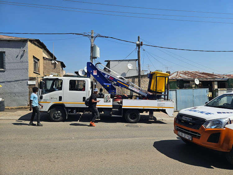 The City of Johannesburg has urged residents of Alexandra to support the #KleenaJoburg campaign, which was launched in the township on Wednesday.