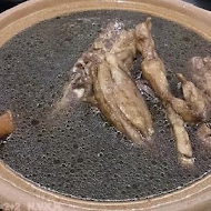 鳳涎居雞膳食坊