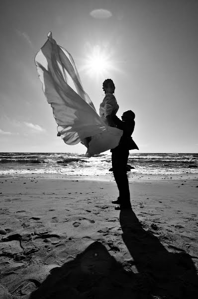 Photographe de mariage Aleks Aleks (alexmfoto). Photo du 8 avril 2014