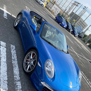 911 カブリオレ 991