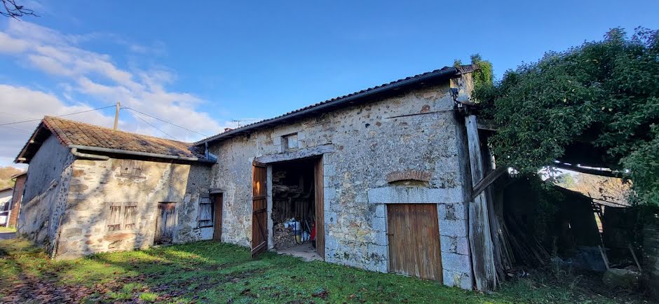 Vente maison 2 pièces 50 m² à Cieux (87520), 66 000 €