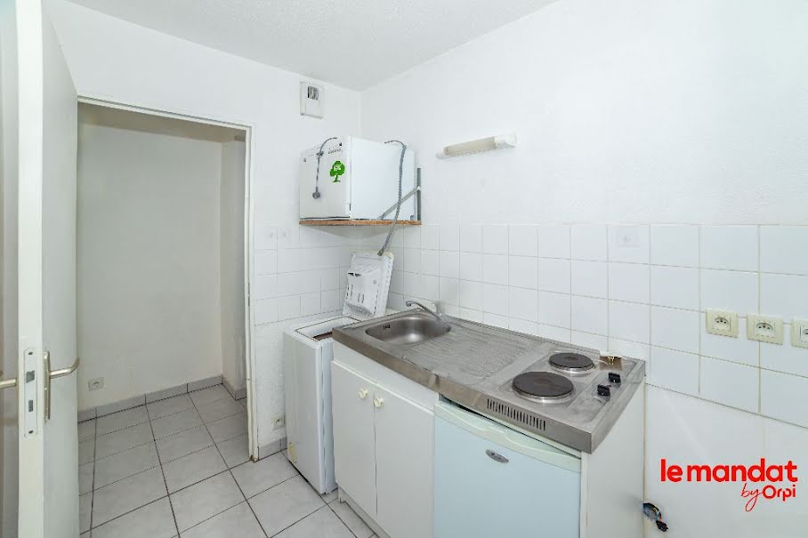 Location  appartement 2 pièces 54 m² à Laon (02000), 520 €