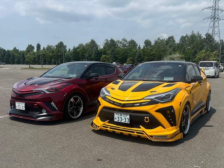 C-HRのTOYOTA・C-HR・ROWEN・前後期コラボ・モエレ沼公園に関するカスタム事例の投稿画像3枚目