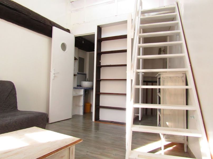Location meublée maison 2 pièces 45 m² à Pomérols (34810), 420 €