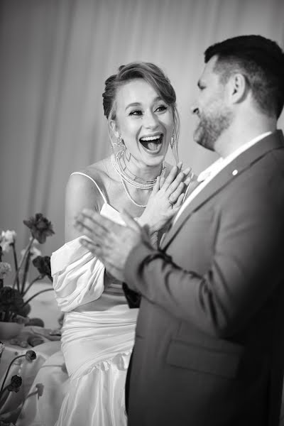 Fotografo di matrimoni Ekaterina Komolova (k03101975). Foto del 15 aprile