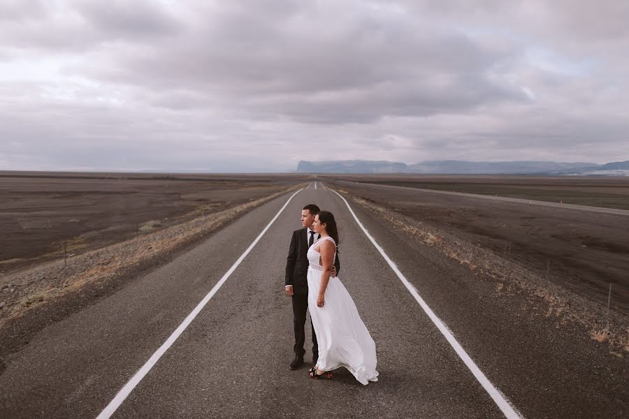 Wedding photographer Gloria Cavia Suárez (peopleproduccion). Photo of 23 May 2019