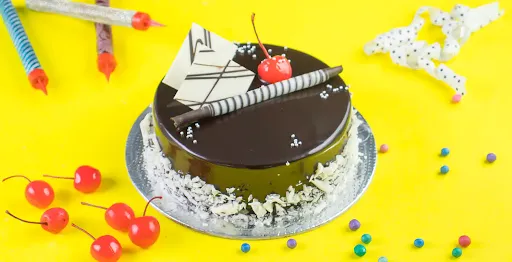 Eggless Chocolate Charlotte Fresh Cream Cake [500 Grams]