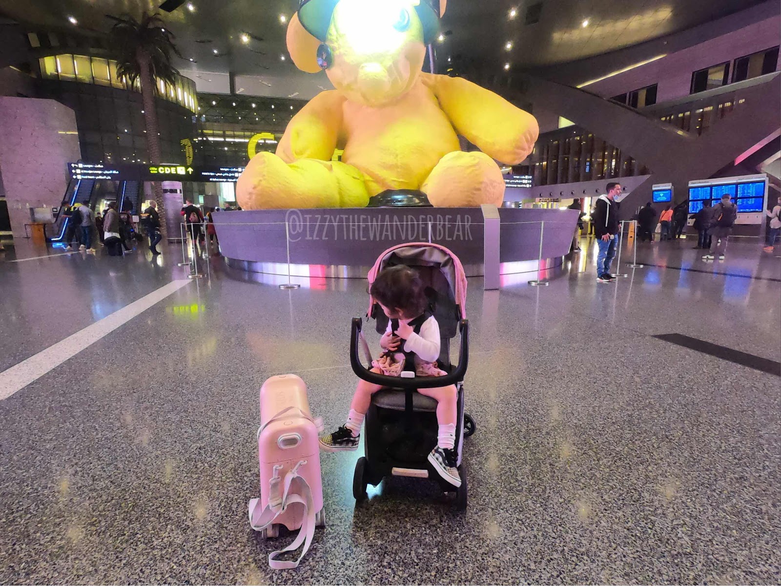 ITWB: Giant Teddy Bear in Hamad International Airport, Doha