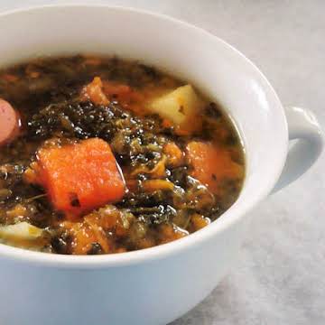 German Kale and Sausage Soup – Oma's Grünkohl und Wurstsuppe